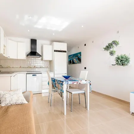 Ocean Pearl Tenerife Sud Apartment *